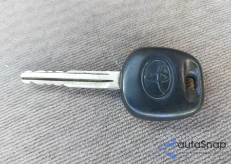 2005 Toyota Corolla Le z USA, uszkodzony, nr VIN 1NXBR32E65Z358885